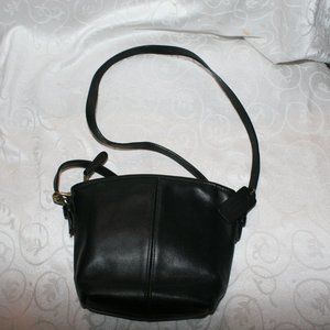 Vintage Coach Crossbody Soho Black Leather Handbag 4107